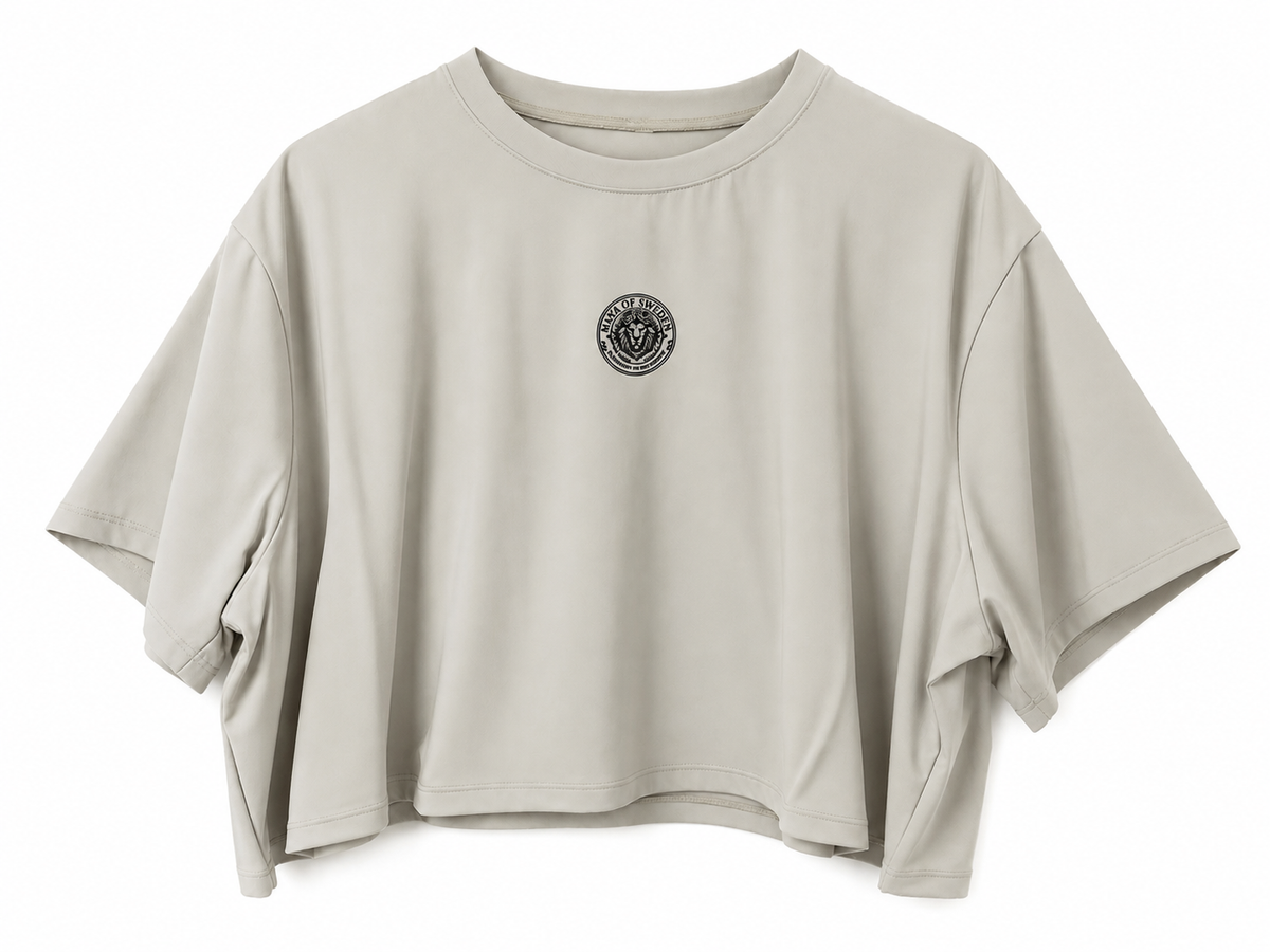 ESSENTIAL TEE